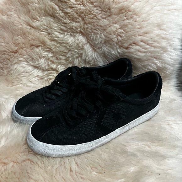 Converse Low Tops - Picture 4 of 7